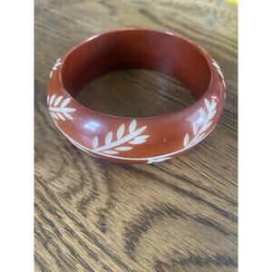 Vintage Carved Lucite Wide Bracelet Bangle Brown & White Leaves Boho Costume 9”